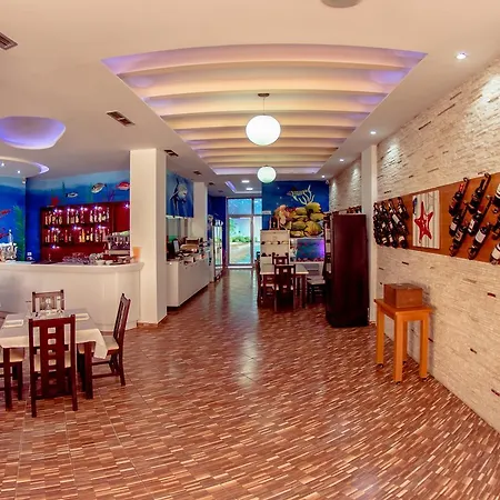 Kompleksi Muja Hotel