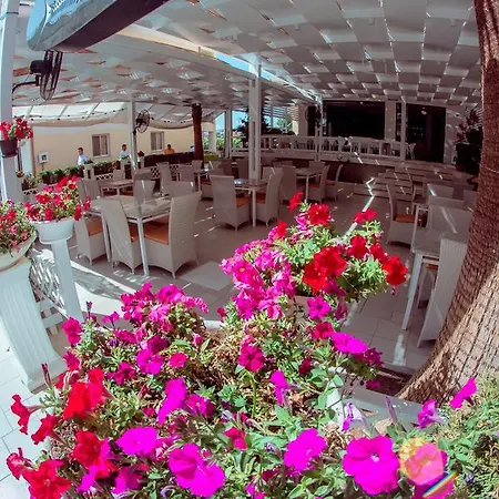 Hotel Kompleksi Muja