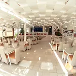 Otel Kompleksi Muja 4*
